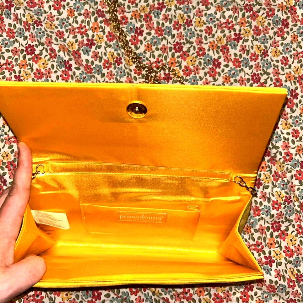 Prima Donna Golden Clutch with Chain